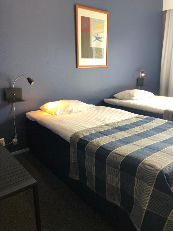 West Side Hotel Turku Extérieur photo