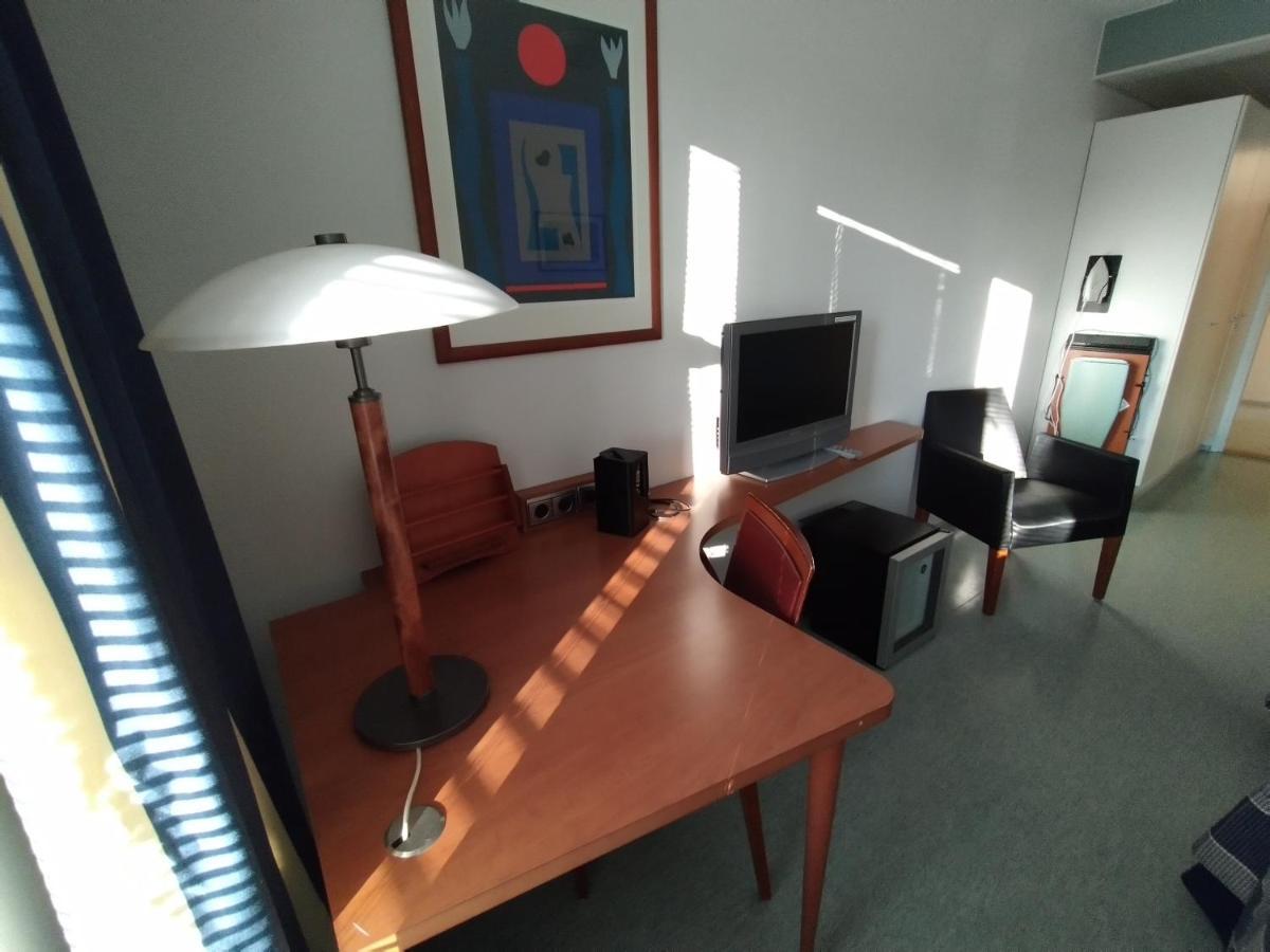 West Side Hotel Turku Extérieur photo