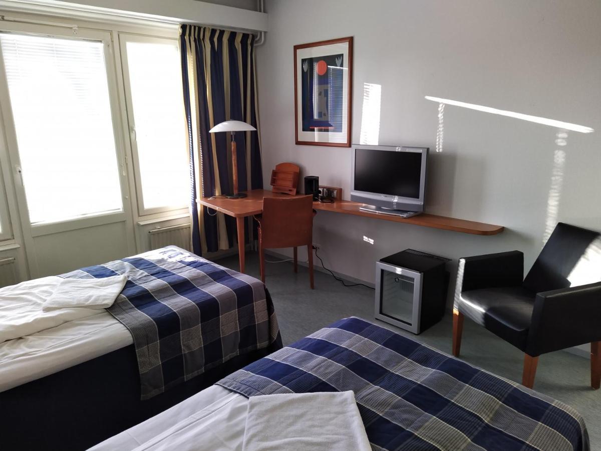 West Side Hotel Turku Extérieur photo